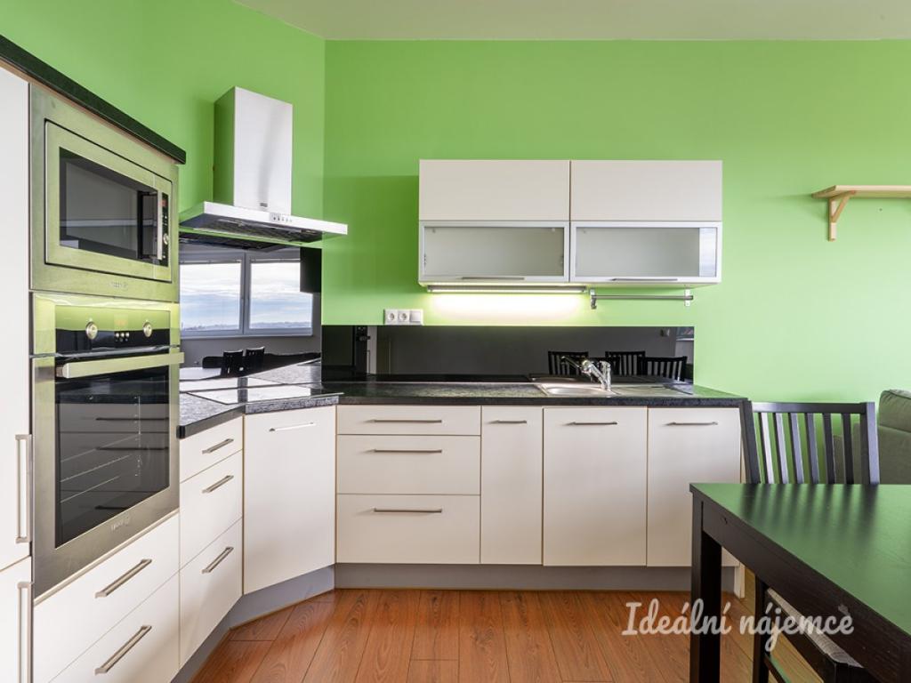 Pronájem bytu 2+kk 52 m2