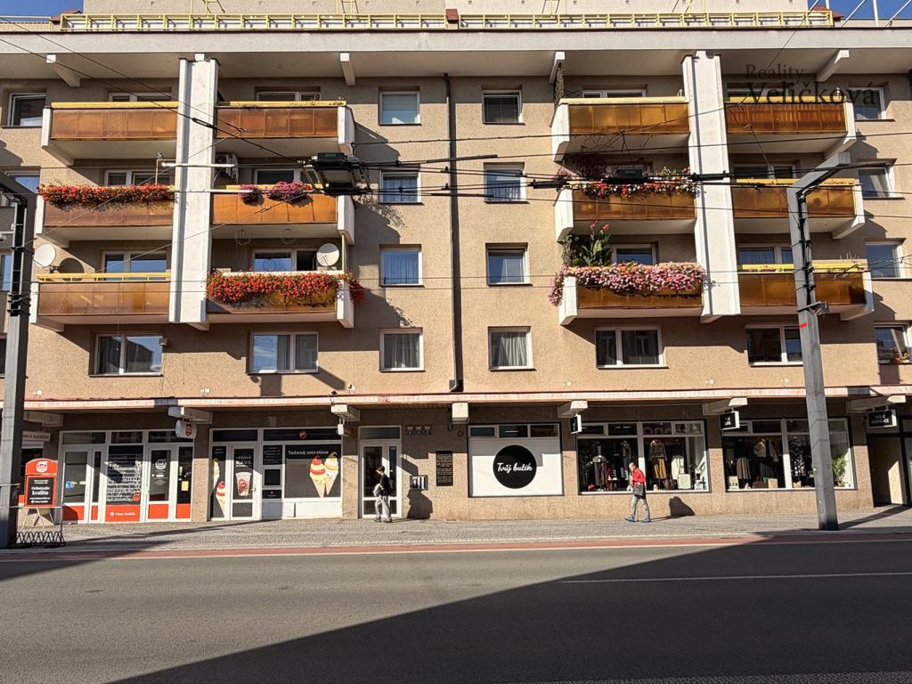 Pronájem bytu 2+kk 48 m2, Hradec Králové – náhled fotky 9