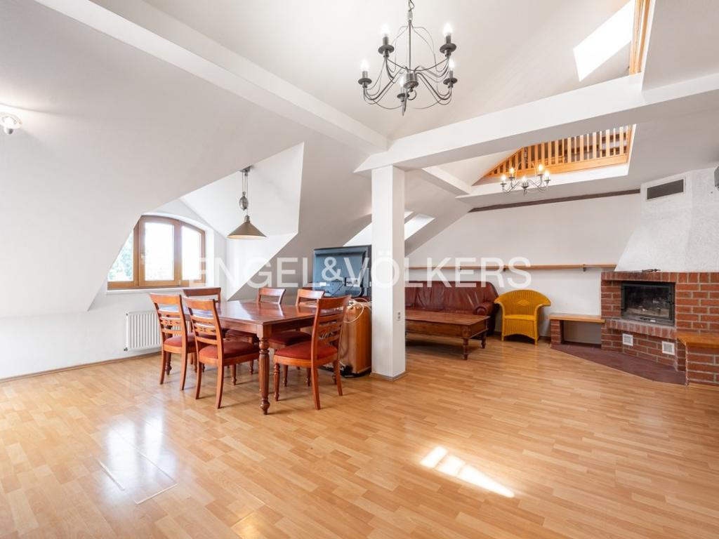 Pronájem bytu 4+kk 173 m2