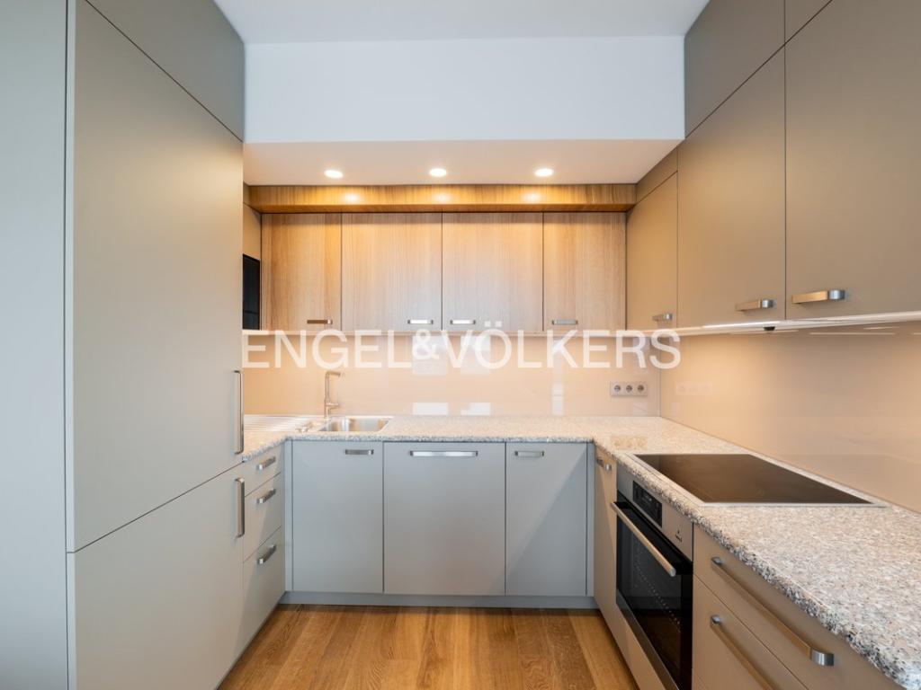 Pronájem bytu 4+kk 131 m2