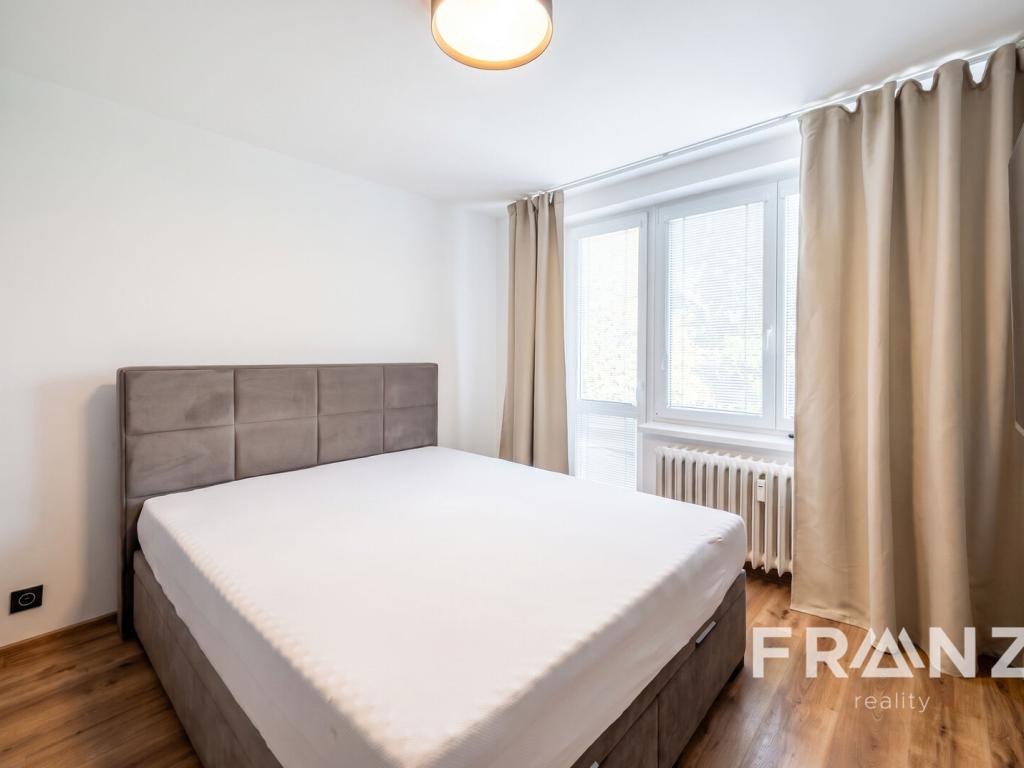 Pronájem bytu 3+kk 67 m2