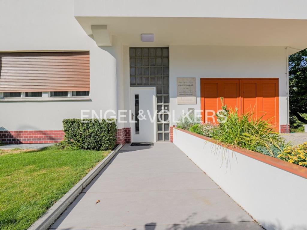 Pronájem bytu 4+1 142 m2, Praha – náhled fotky 15