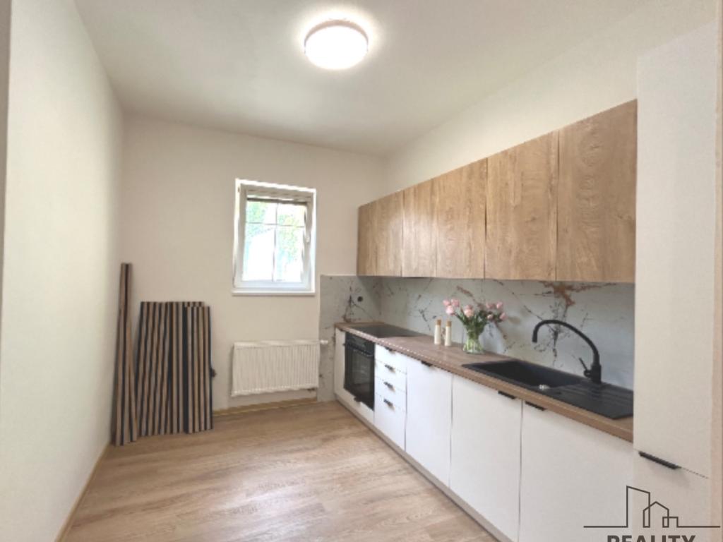 Pronájem bytu 2+1 52 m2