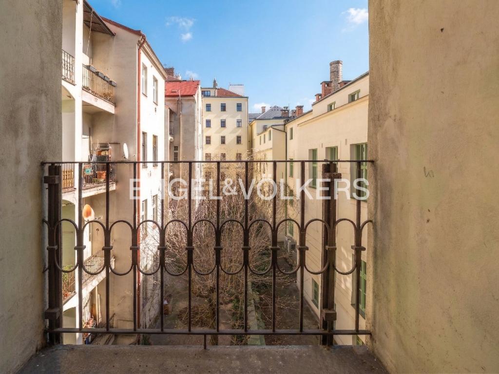 Prodej bytu 3+1 112 m2, Praha – náhled fotky 8