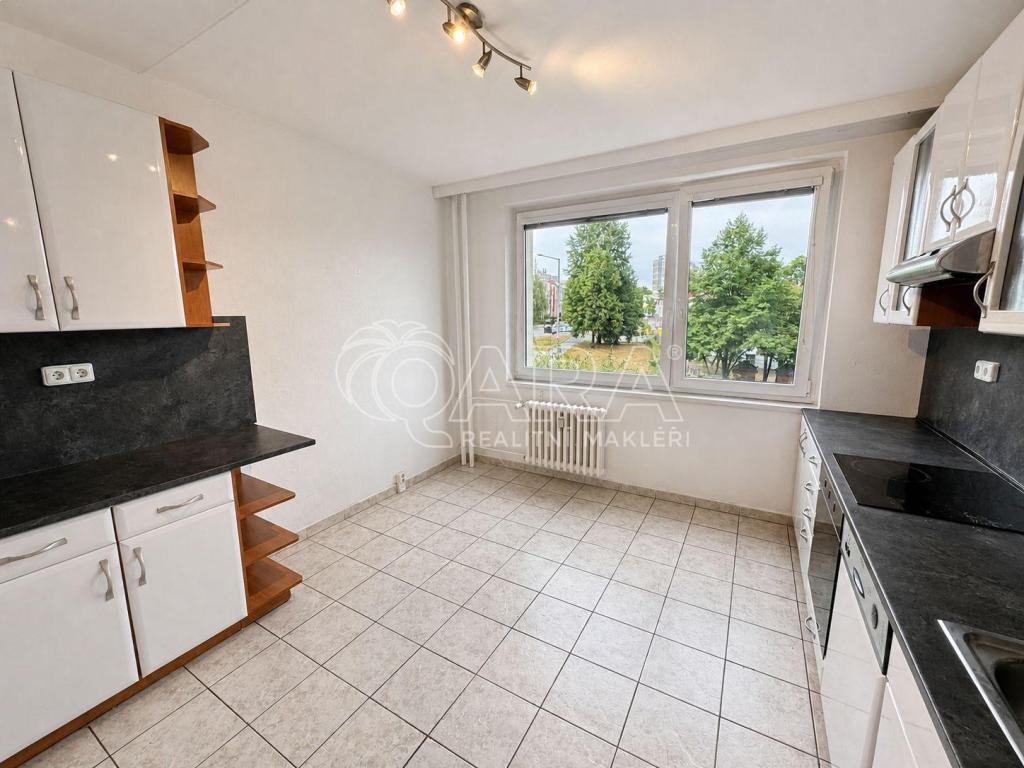 Pronájem bytu 3+1 77 m2