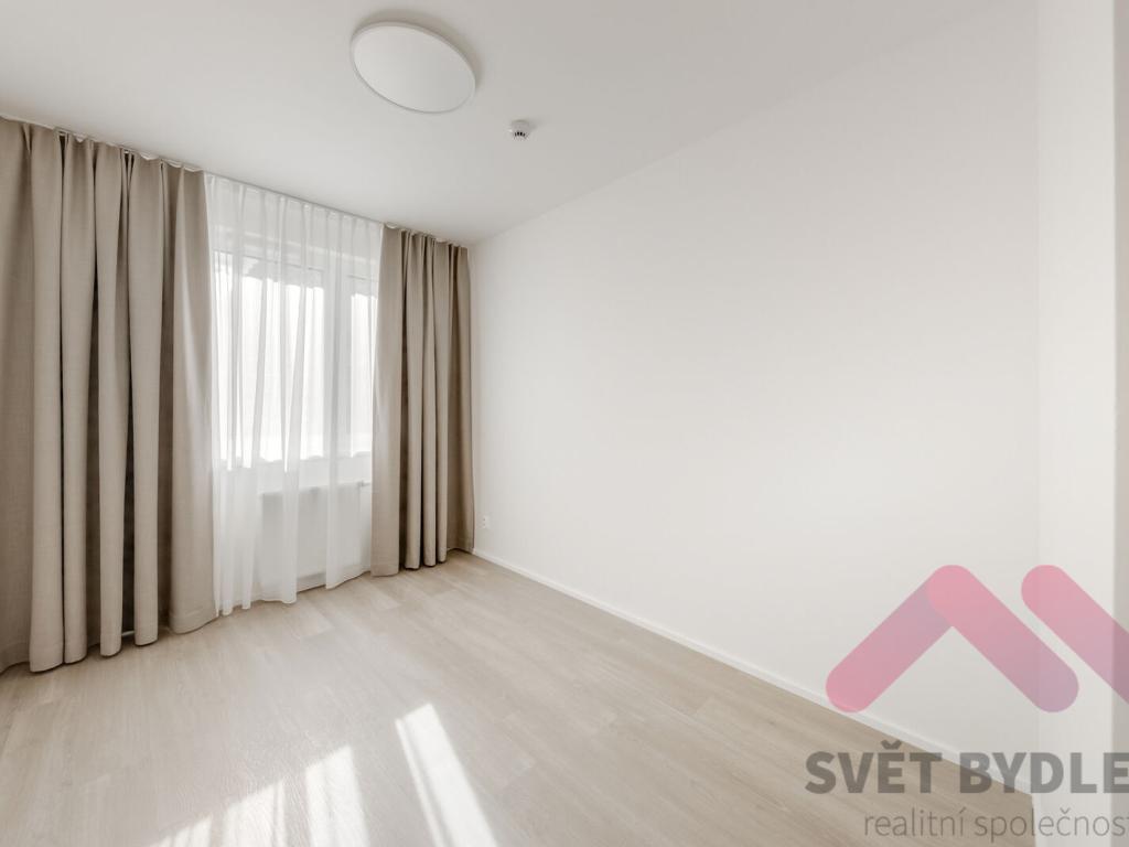 Pronájem bytu 3+kk 67 m2, Praha – náhled fotky 15