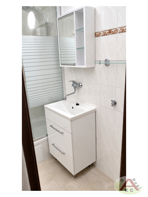 Pronájem bytu 2+kk 45 m2, Praha – náhled fotky 6