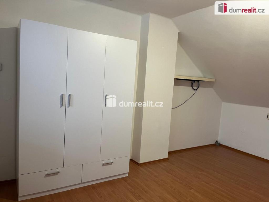 Pronájem bytu 2+kk 80 m2