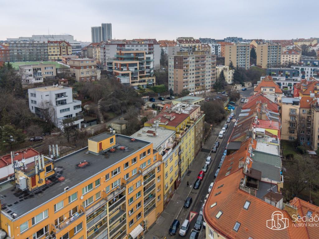 Prodej bytu 3+kk 78 m2, Praha – náhled fotky 26