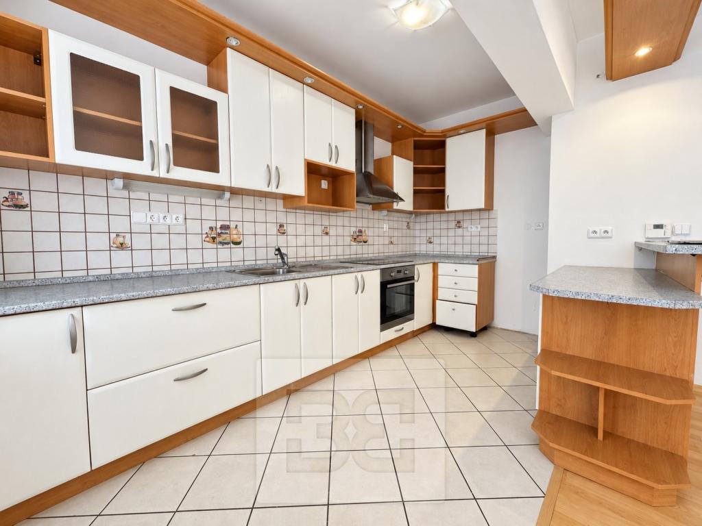 Pronájem bytu 2+kk 69 m2, Zlín – náhled fotky 6