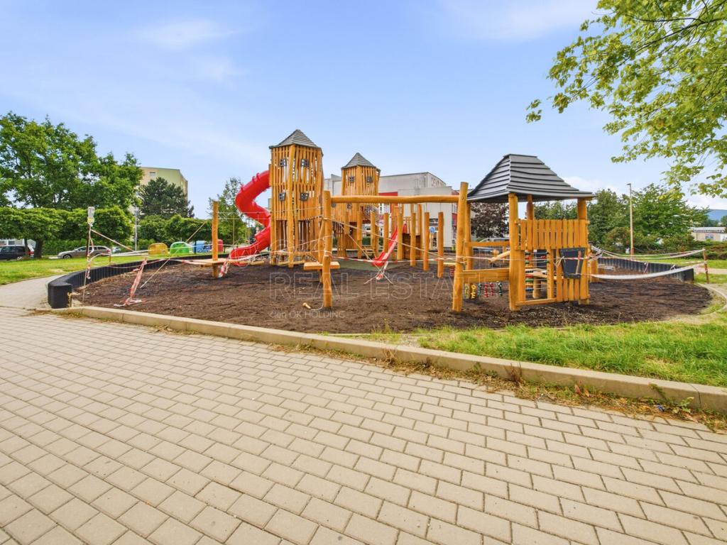 Prodej bytu 3+1 74 m2, Česká Lípa – náhled fotky 17