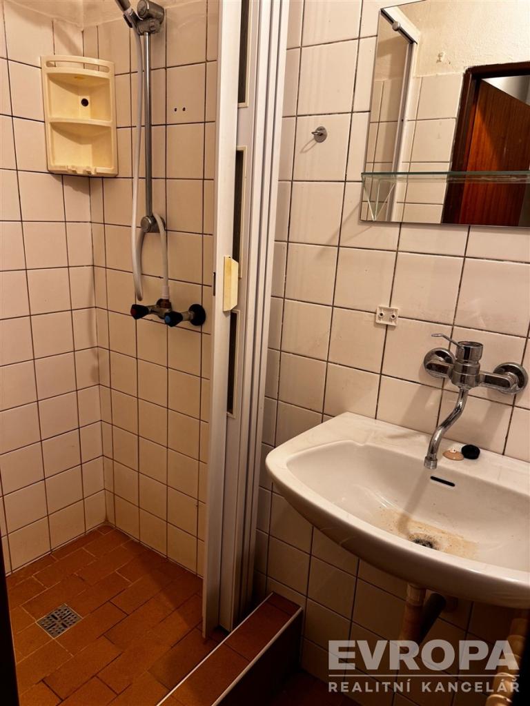 Pronájem bytu 1+kk 35 m2