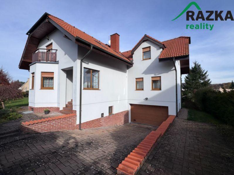 Prodej domu 334 m² – pohled 2