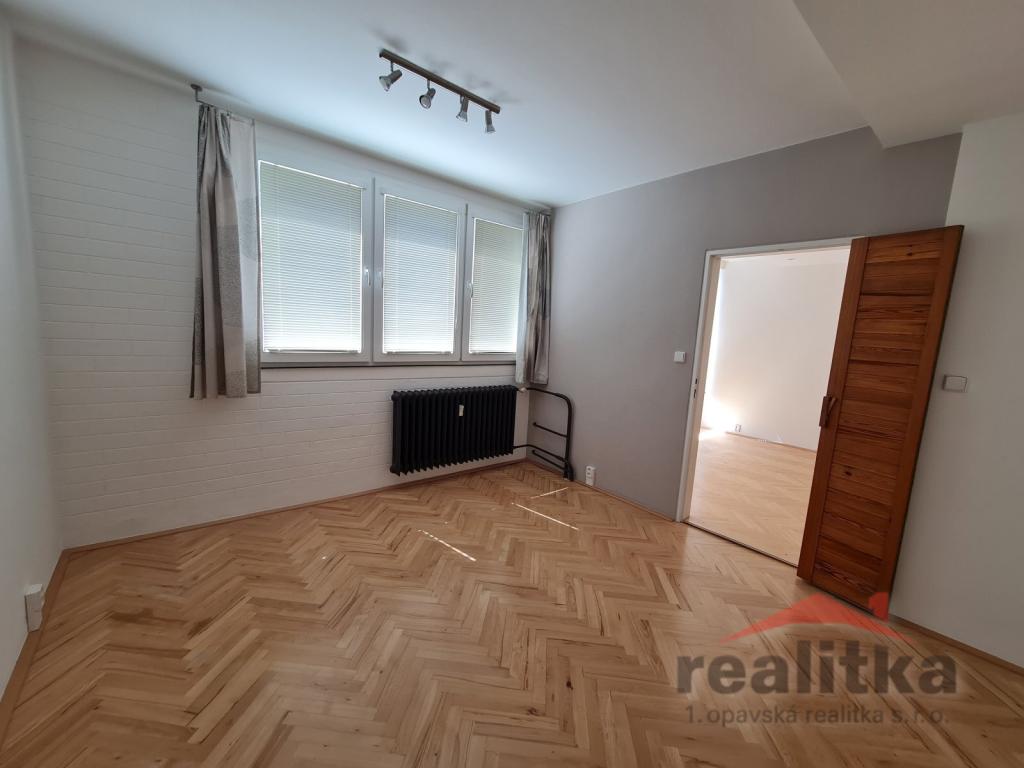 Pronájem bytu 2+1 60 m² – pohled 5