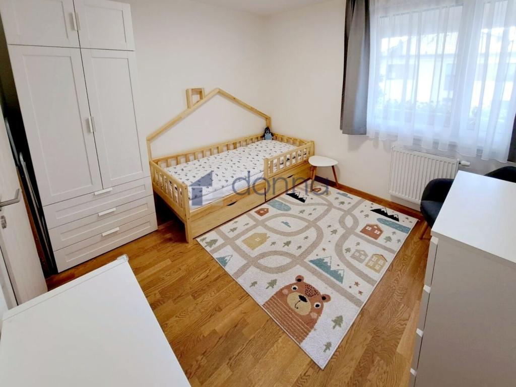 Pronájem bytu 3+kk 76 m2, Praha – náhled fotky 9