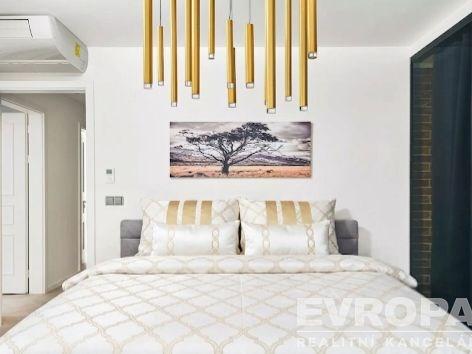 Pronájem bytu 4+kk 120 m2, Praha – náhled fotky 10
