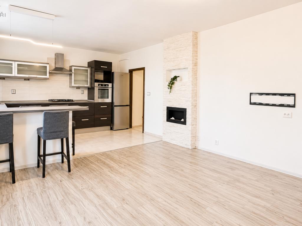 Pronájem bytu 2+kk 56 m2