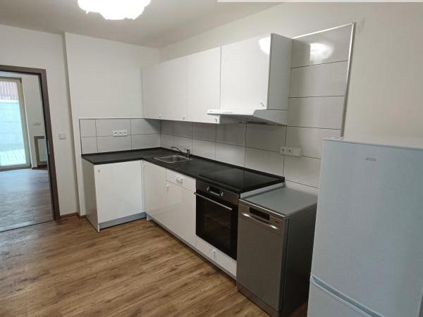 Pronájem bytu 2+kk 65 m2