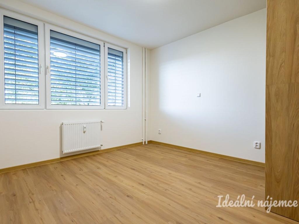 Pronájem bytu 3+kk 69 m2, Praha – náhled fotky 8