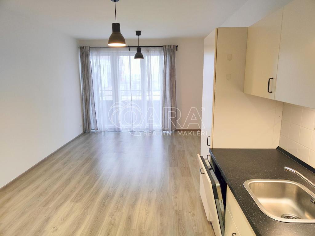 Prodej bytu 1+kk 38 m2, Praha – náhled fotky 6