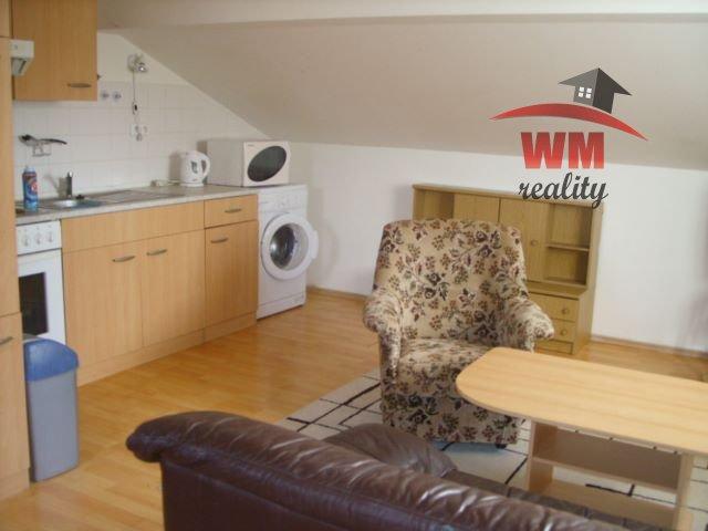 Pronajem bytu garsonka 34 m2