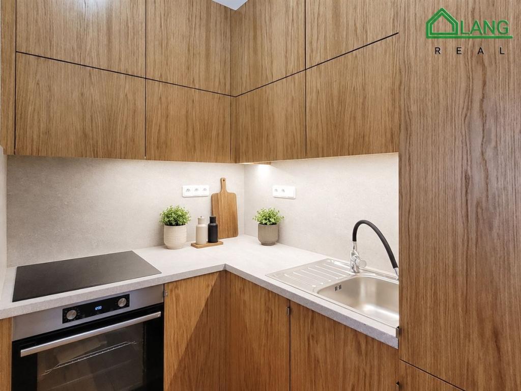 Pronájem bytu 2+kk 44 m2