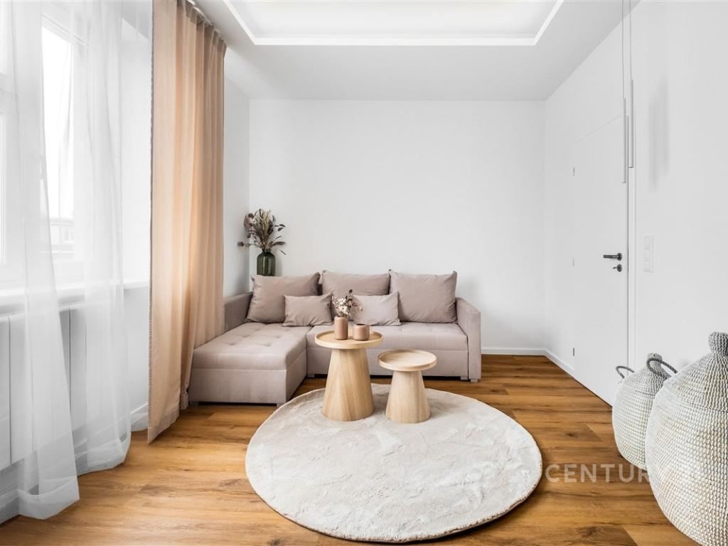 Pronájem bytu 1+kk 28 m2