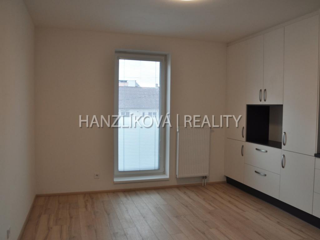Pronájem bytu 1+kk 29 m2