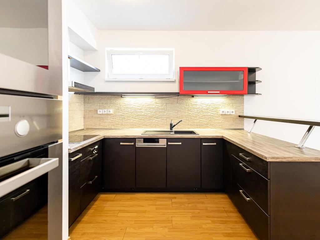 Pronájem bytu 2+kk 56 m2