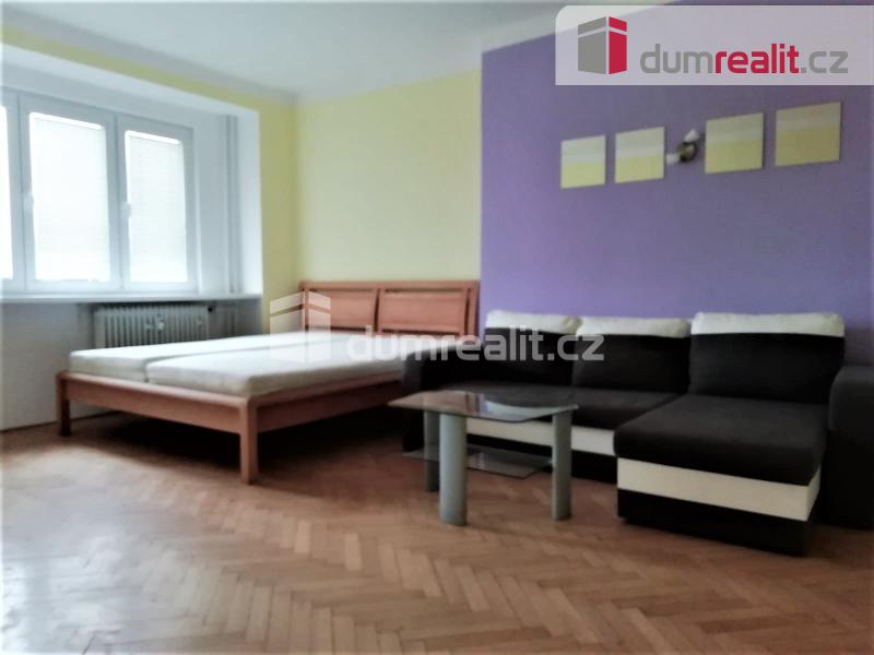 Pronájem bytu 1+1 38 m2