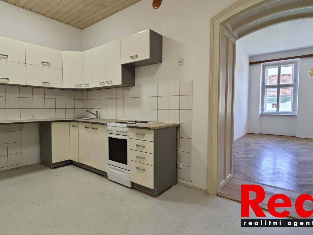 Pronájem bytu 2+1 57 m2