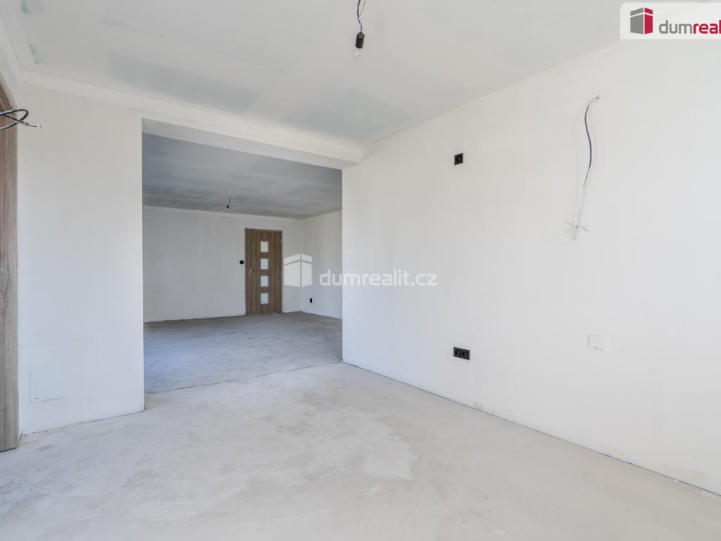 Prodej domu 460 m2, Vědomice – náhled fotky 19