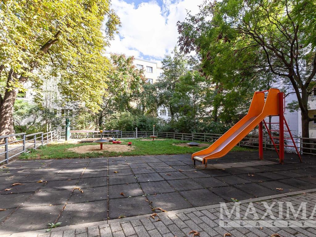 Prodej bytu 2+kk 43 m2, Praha – náhled fotky 28