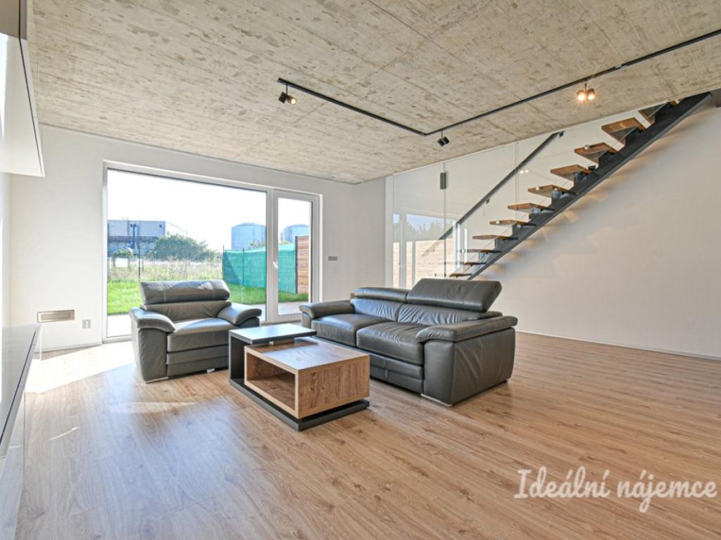 Pronájem fourRooms, Olomouc - Mačákova, 35000 Kč,