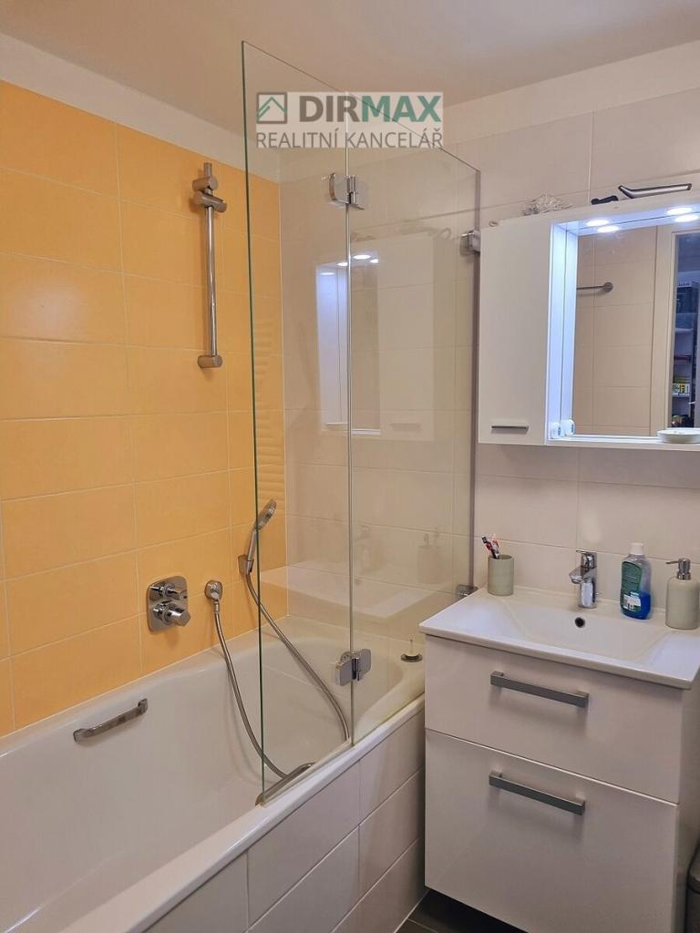 Pronájem bytu 2+kk 52 m2