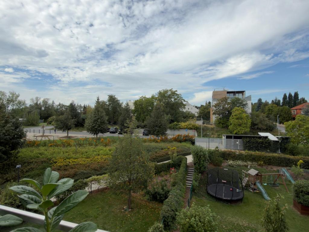 Pronájem bytu 3+kk 109 m2, Praha – náhled fotky 19