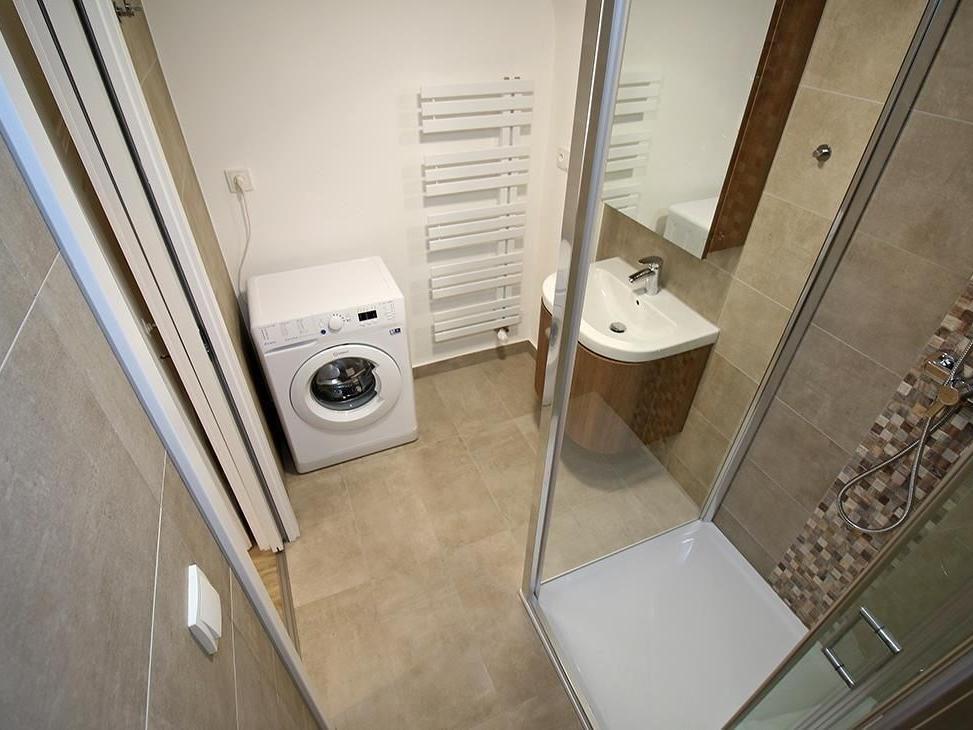 Pronájem bytu 2+kk 32 m2, Praha – náhled fotky 8