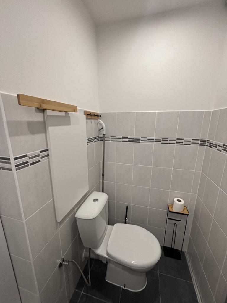 Pronájem bytu 1+kk 28 m2, Hradec Králové – náhled fotky 9