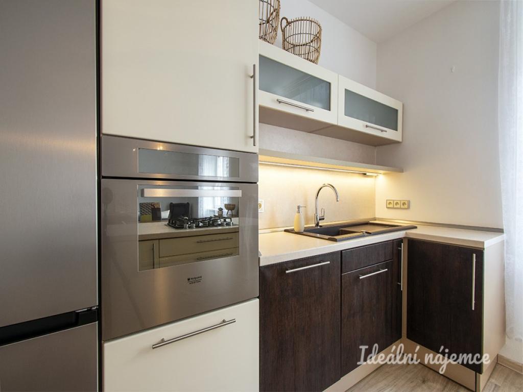 Pronájem bytu 2+kk 58 m2