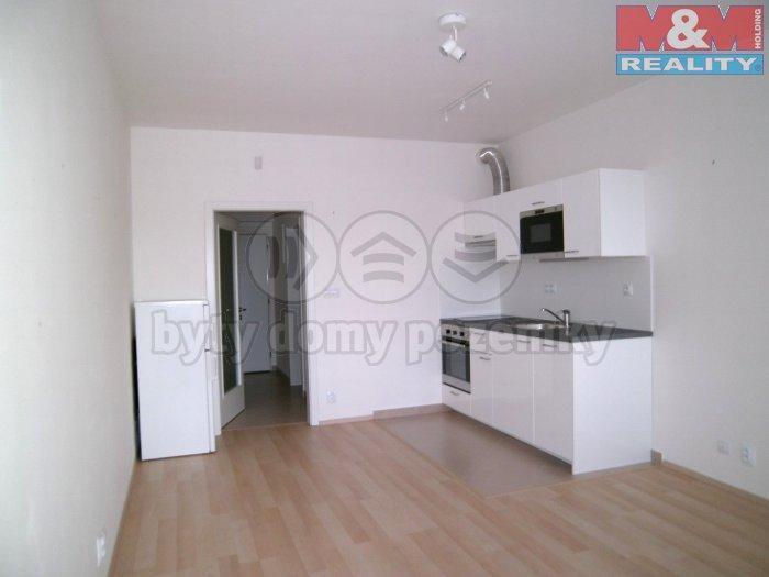 Pronajem bytu 1+kk 35 m2
