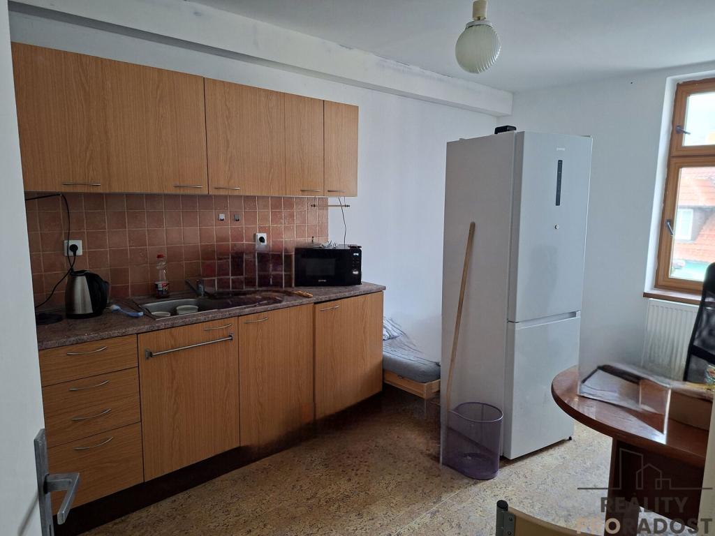 Pronájem bytu 2+1 77 m2, Kladno – náhled fotky 2