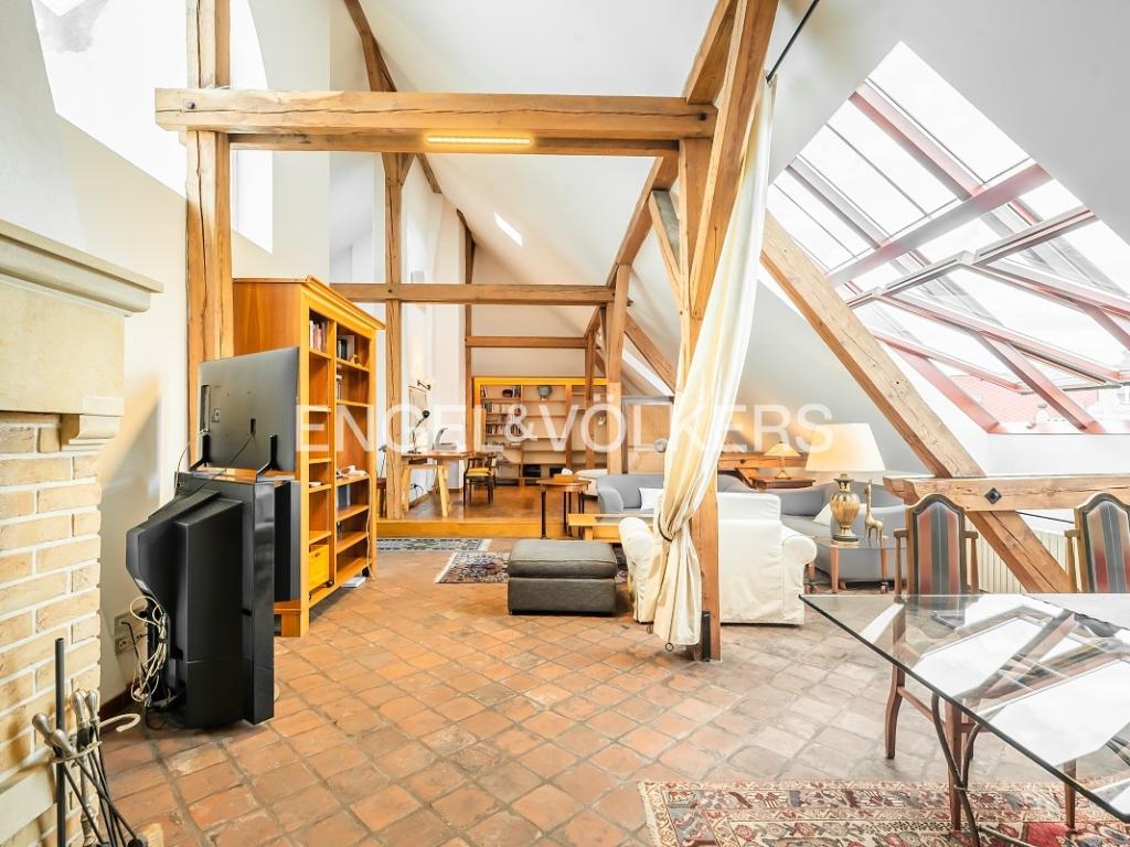 Pronájem bytu 1+kk 169 m2