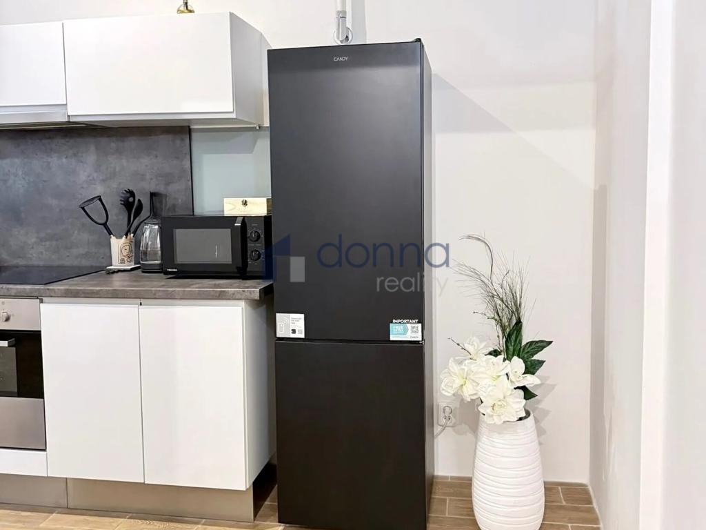 Pronájem bytu 1+kk 94 m2