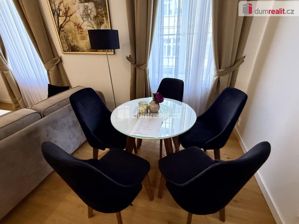 Pronájem bytu 2+kk 58 m2
