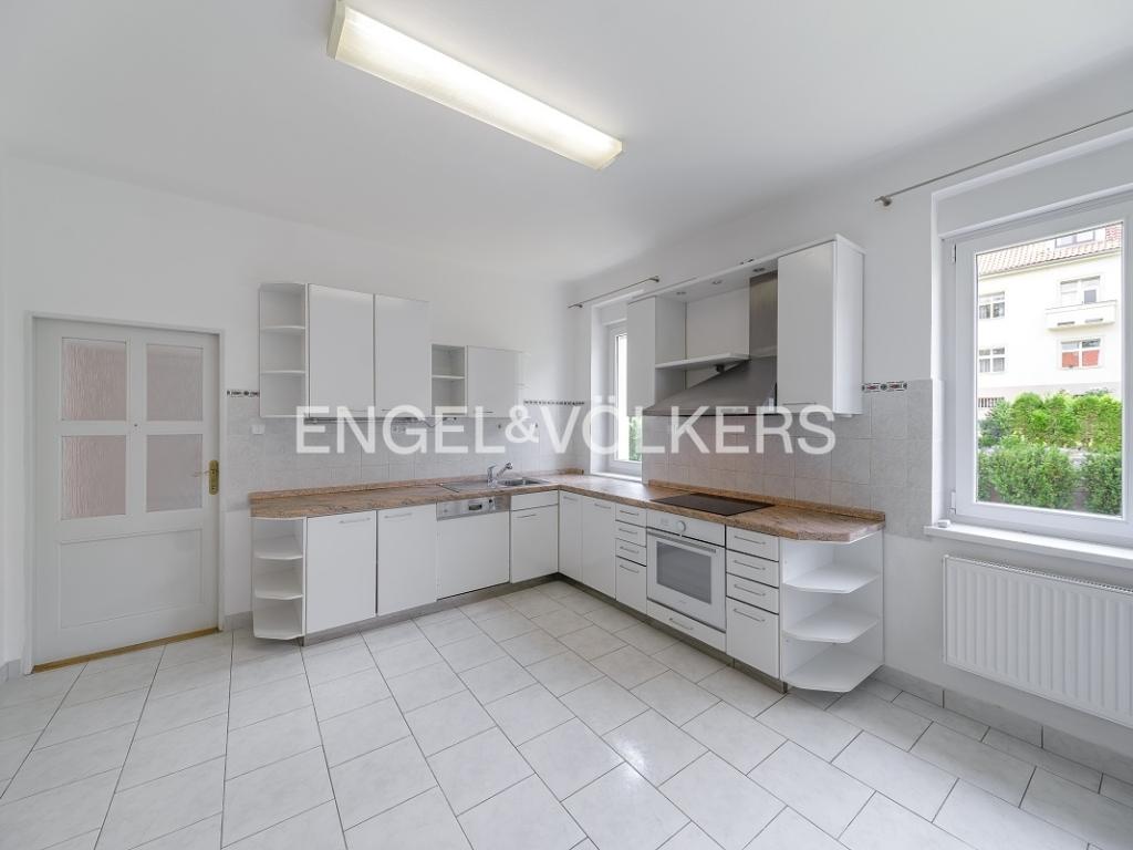 Pronájem bytu 4+1 150 m2