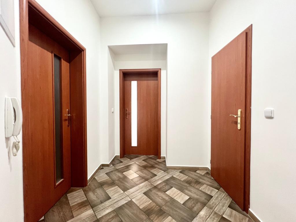 Pronájem bytu 2+1 62 m2