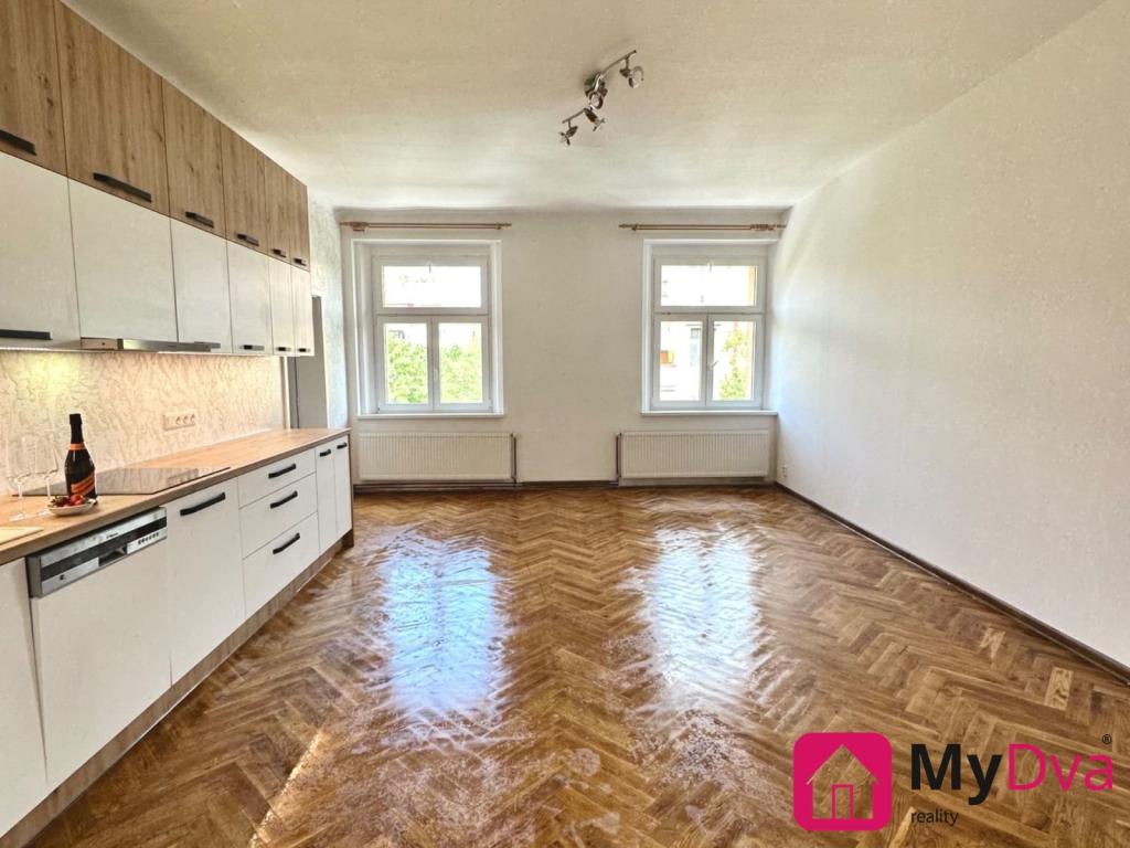 Pronájem bytu 2+kk 80 m2