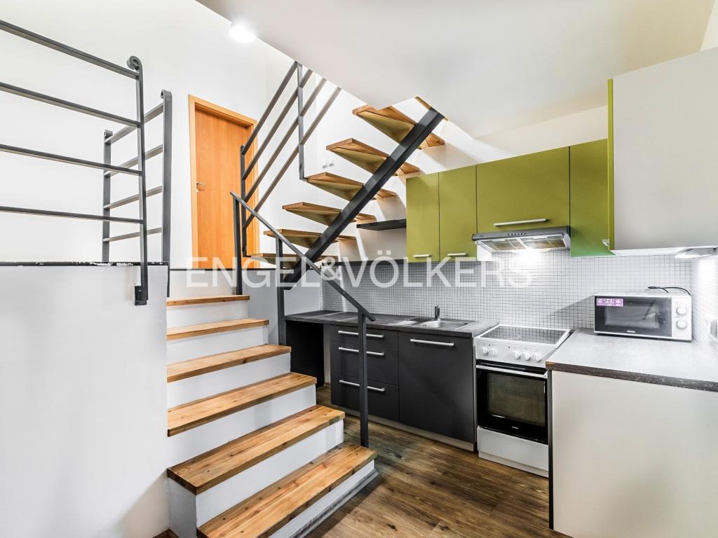 Pronájem bytu 2+kk 62 m2