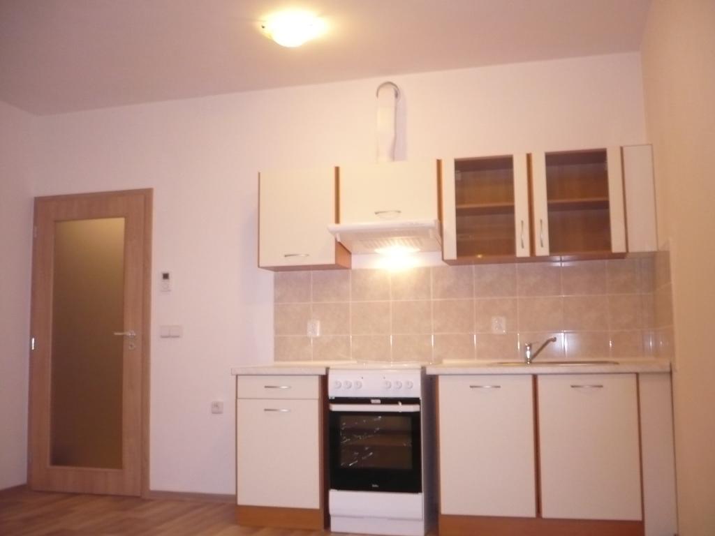 Pronájem 2+kk, Praha - Oty Bubeníčka, 14500 Kč,