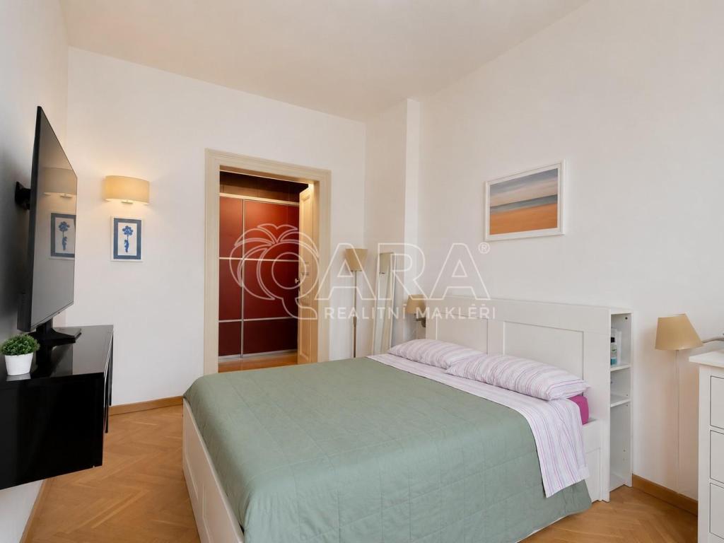 Prodej bytu 5+1 168 m2, Praha – náhled fotky 6